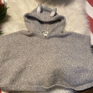 🎄Christmas Special 🎄Toddler girls short sleeve bunny poncho. BUNDLE AND SAVE!